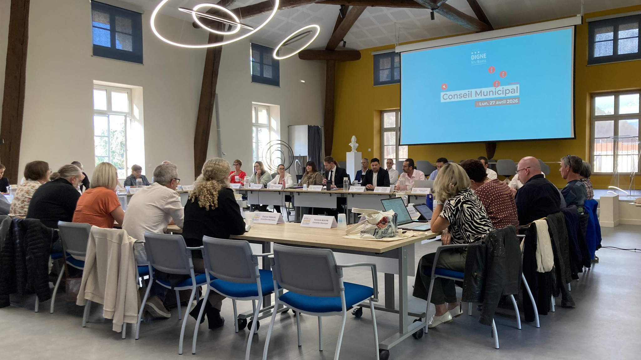 À Digne-les-Bains, le maire fait voter un budget qui n’est « pas le sien »