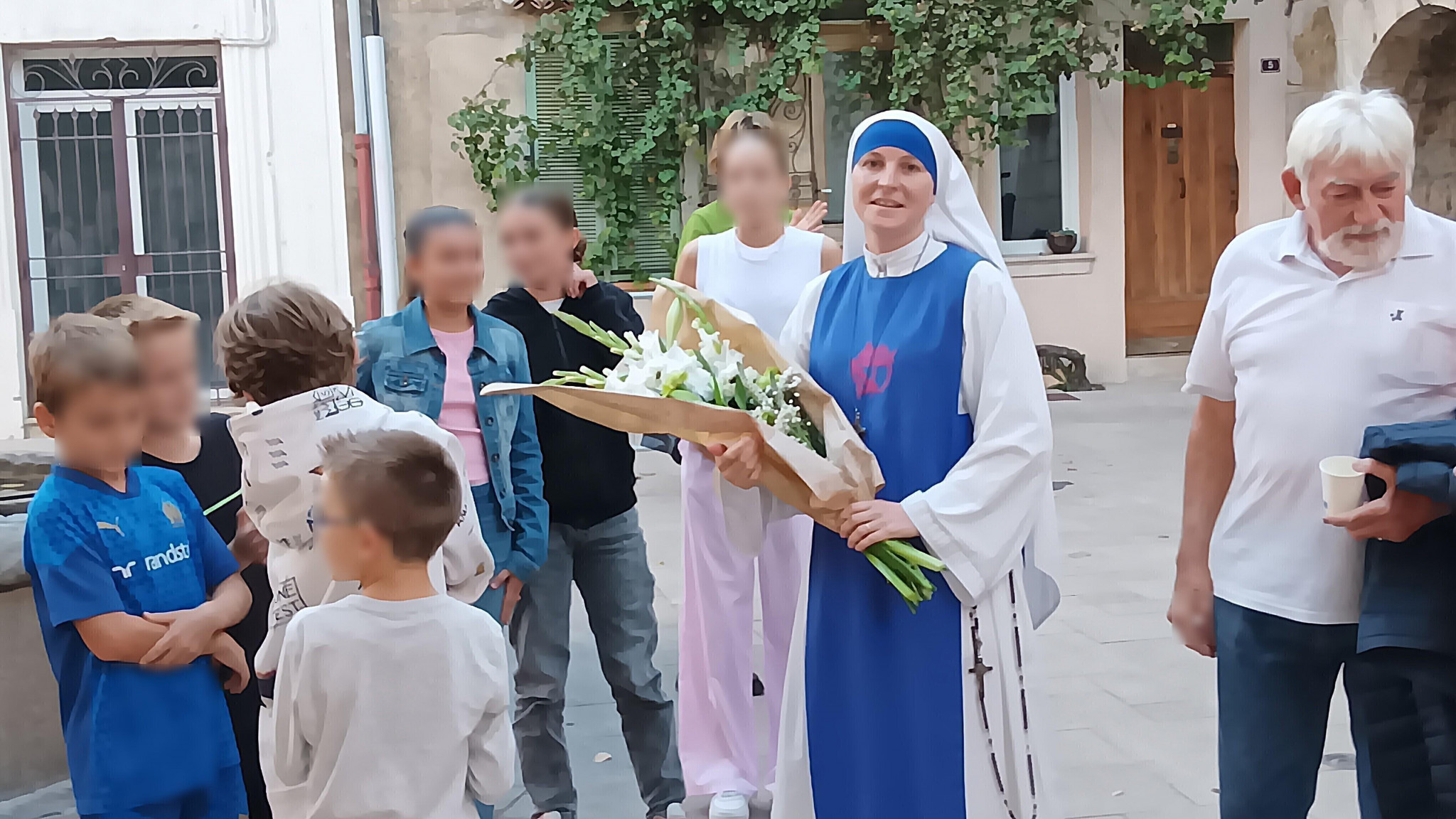 Le CIL de Besse-sur-Isole défend Sœur Mathilde, accusée de ne pas être une religieuse