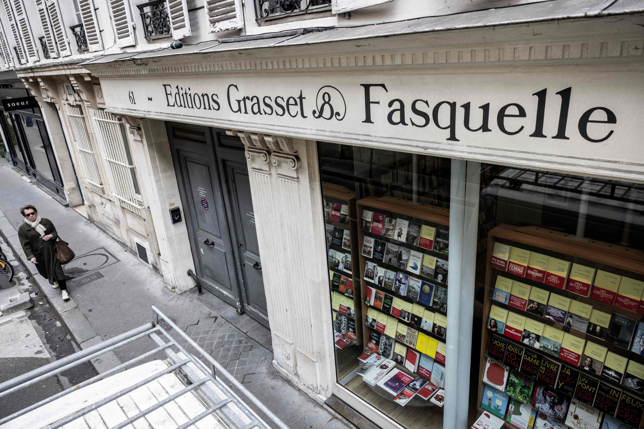Grasset : les auteurs exigent une clause de conscience