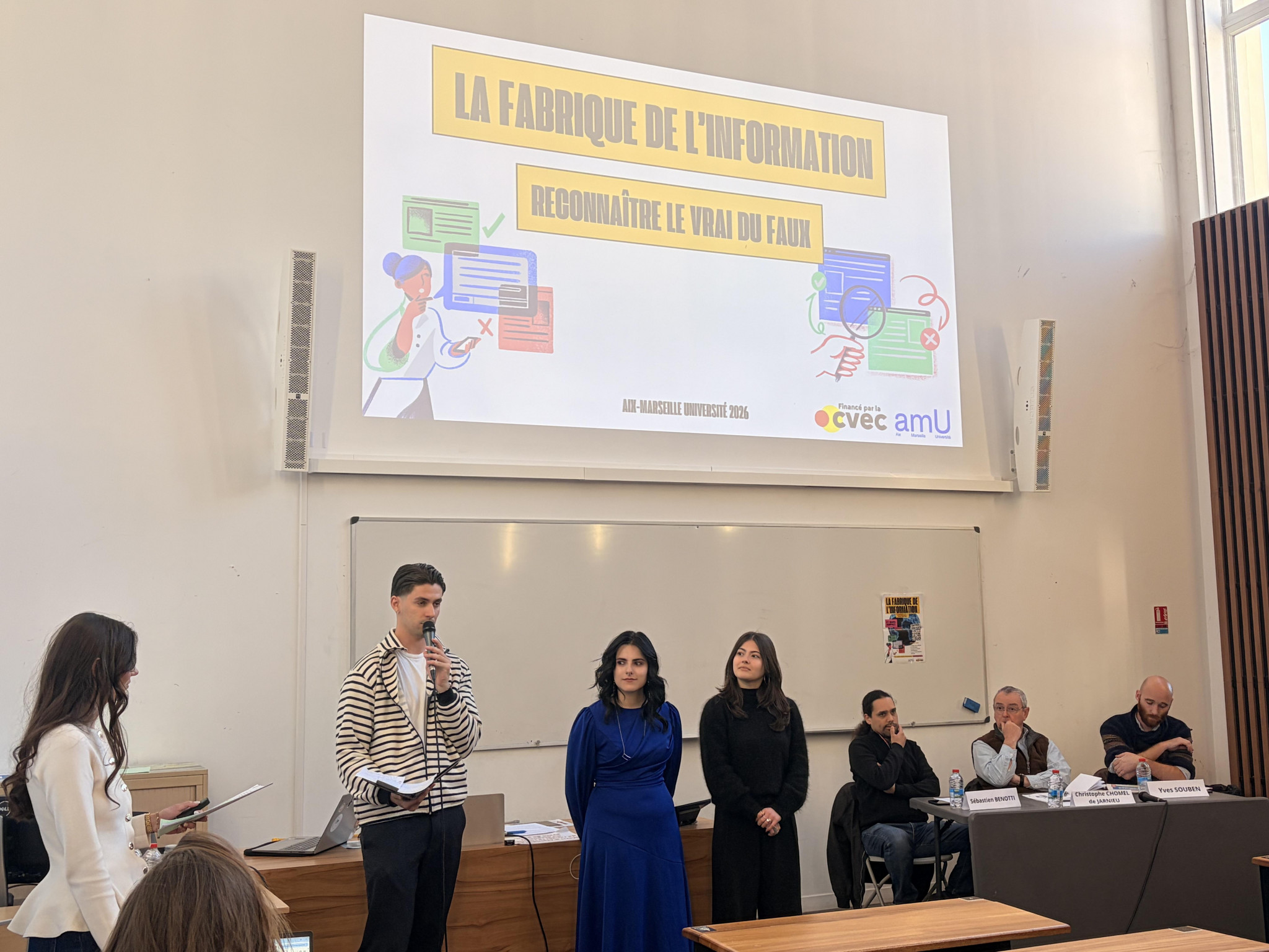 La désinformation en débat à l’université