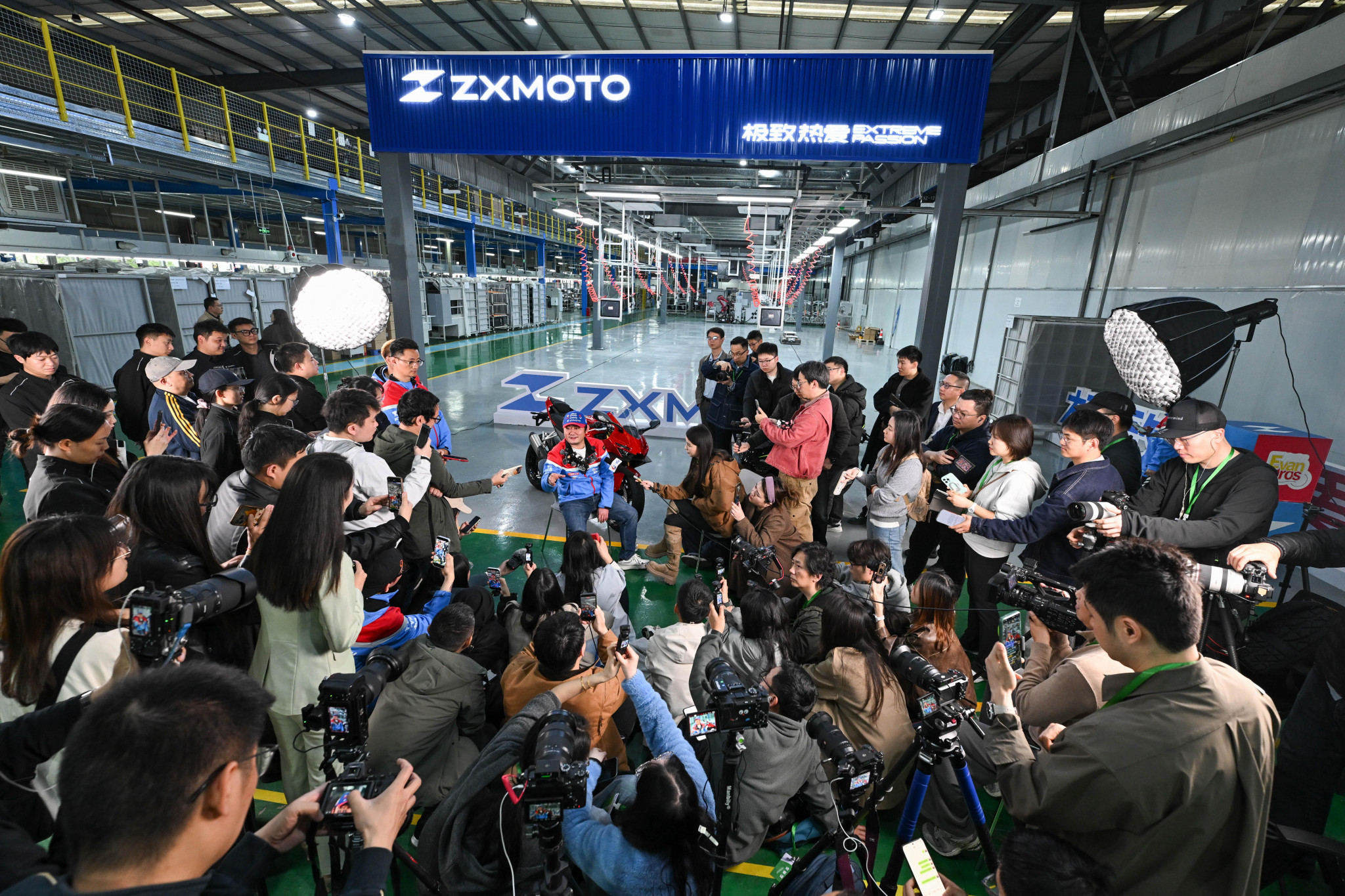 [Passerelle interculturelle] Zhang Xue, l’homme derrière la moto de champion