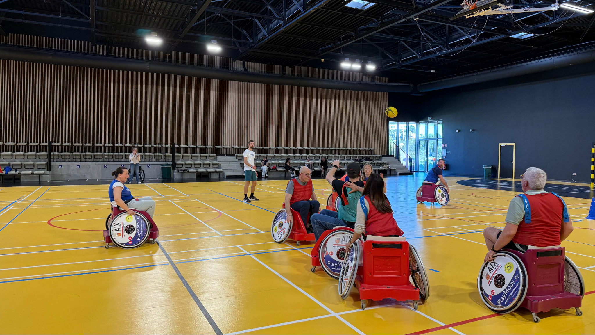 À la découverte du rugby fauteuil à la Duranne