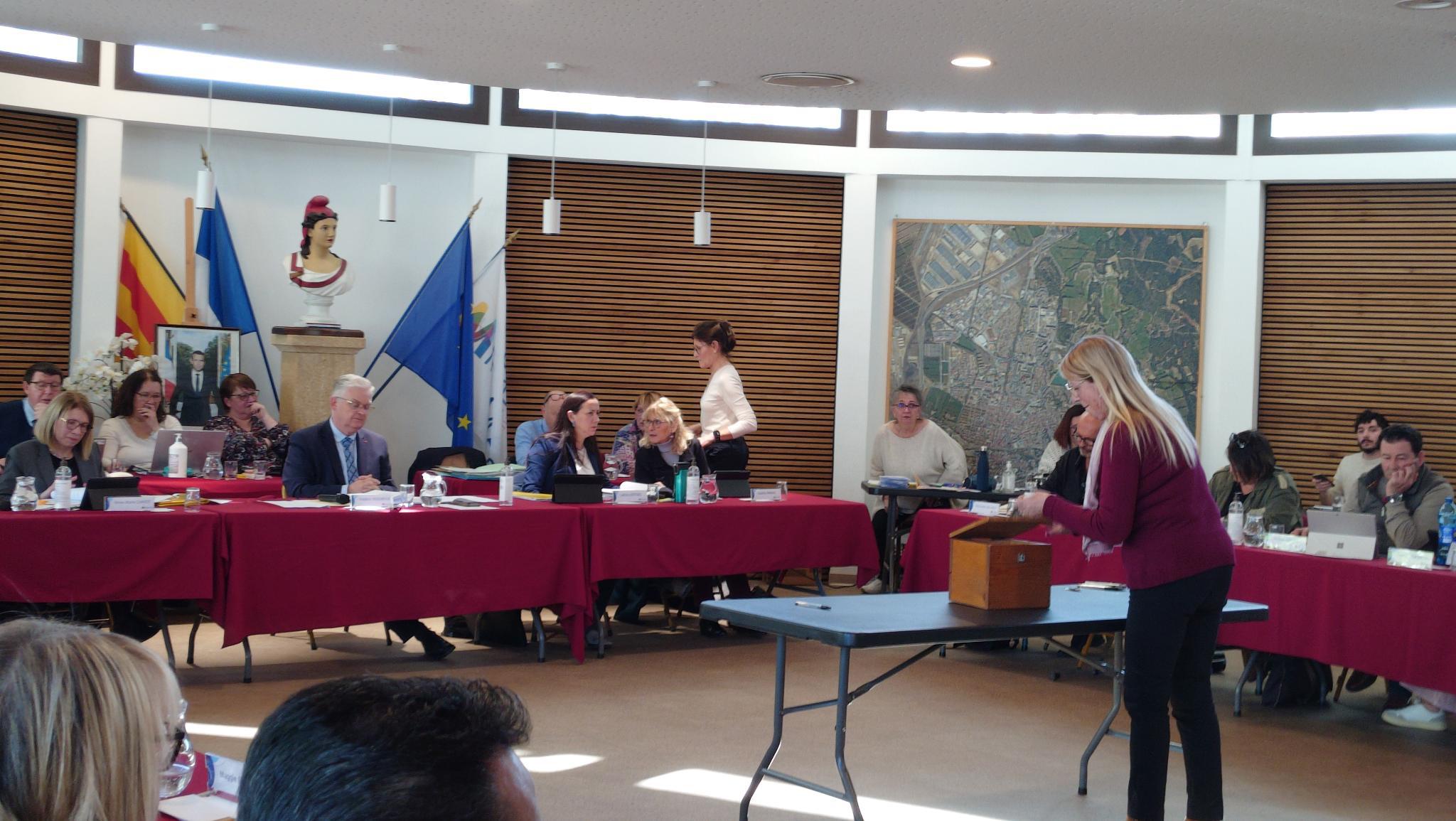Premières divergences sur la sécurité lors du conseil municipal