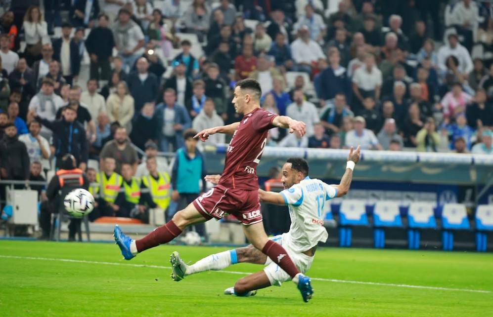 L’OM assure sans rassurer