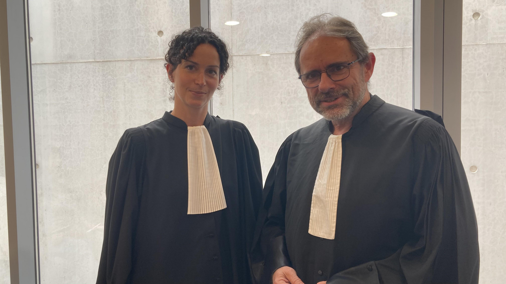 Le gourou présumé d’une secte alpine reste en prison