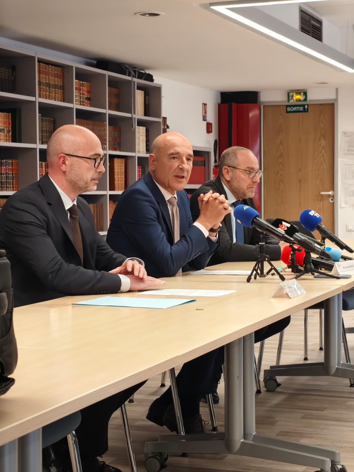 Fusillade mortelle de Nice : trois mises en examen