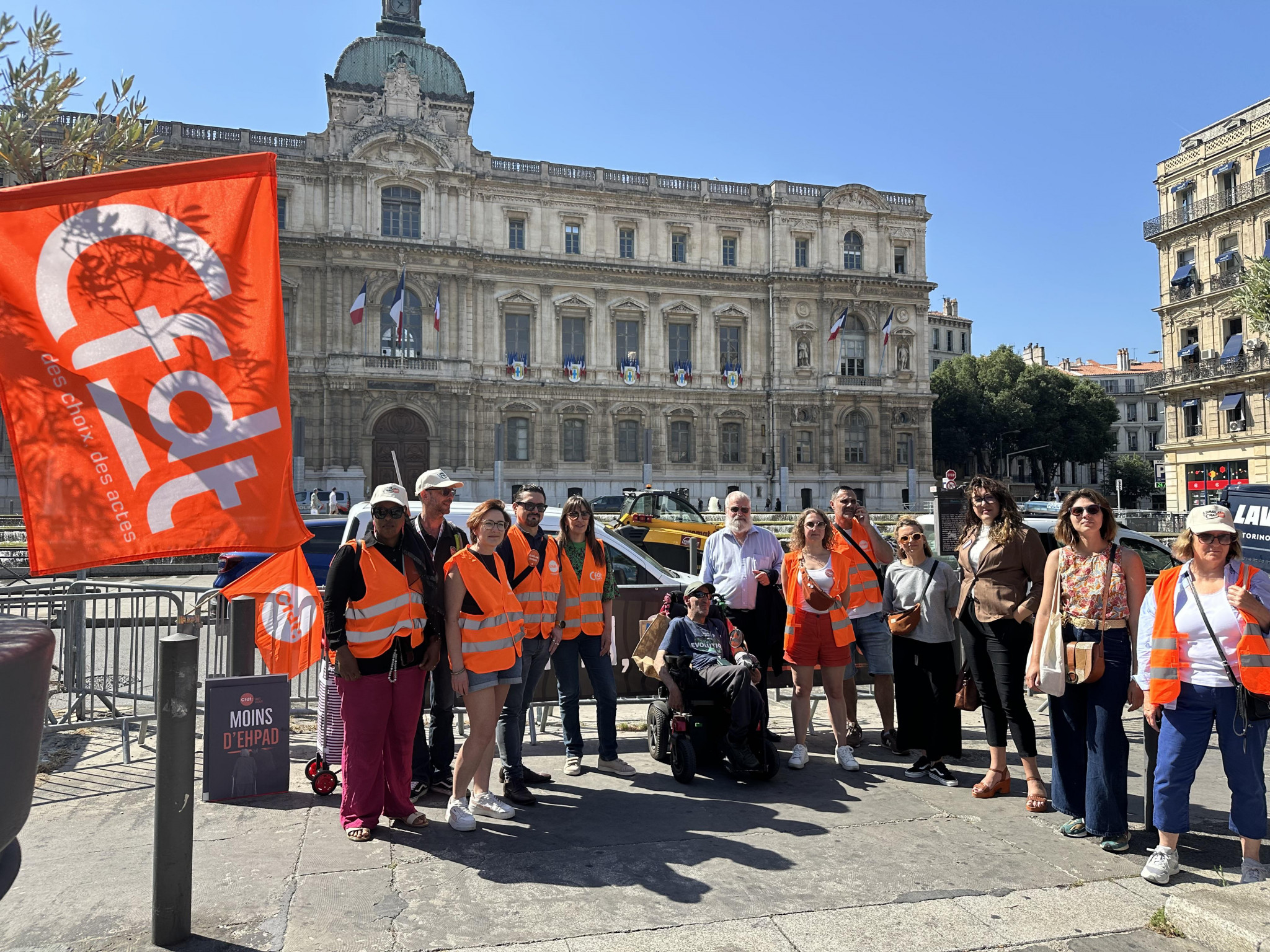 Double mobilisation pour le secteur social à Marseille