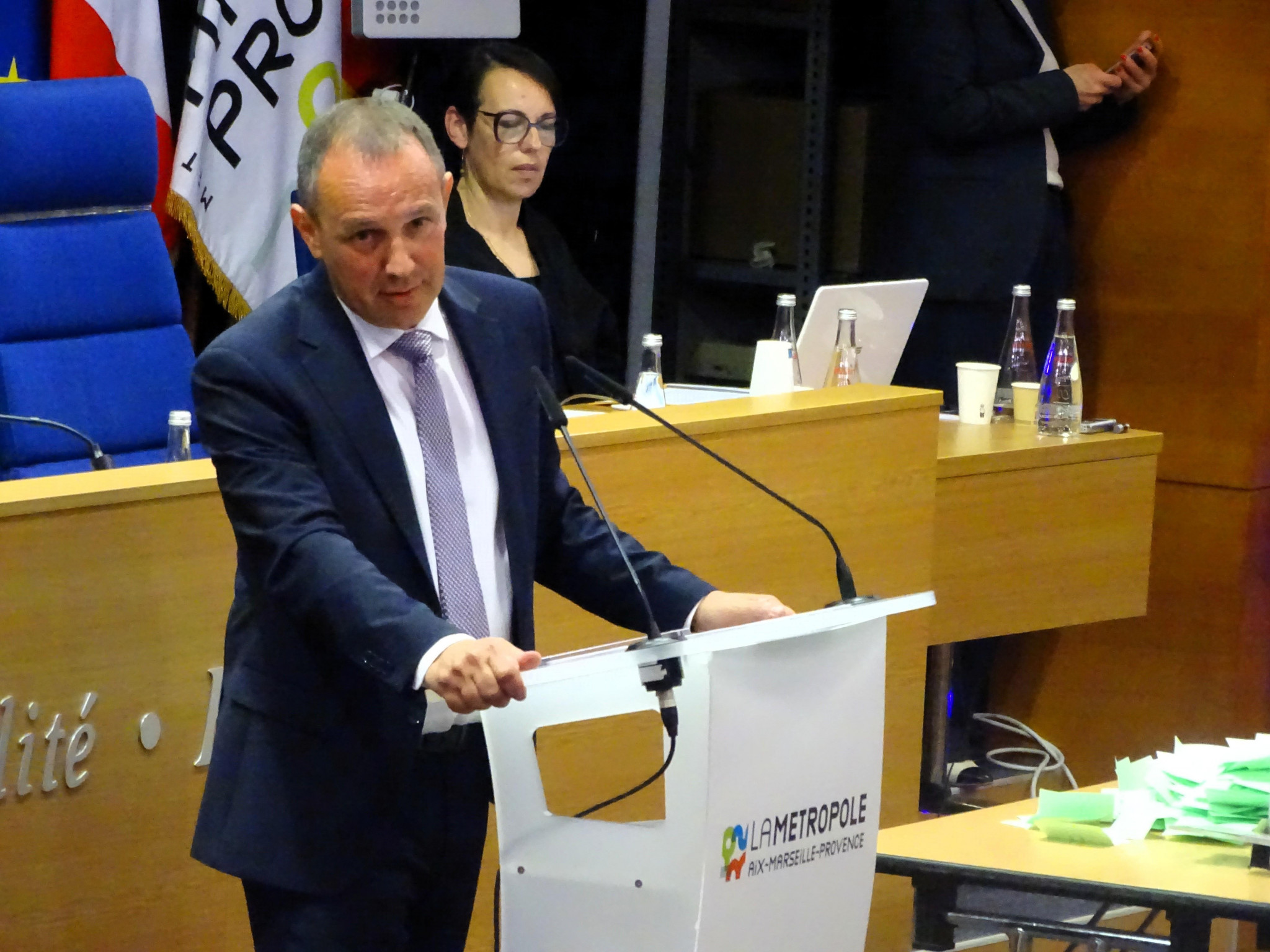 Métropole : Nicolas Isnard tente de rassurer les agents