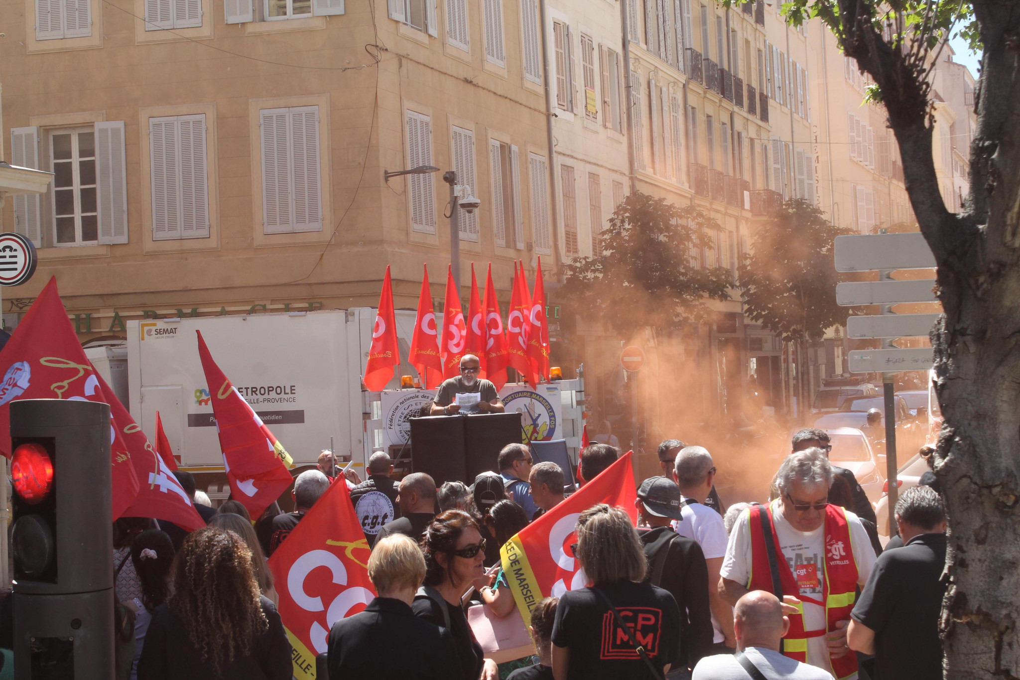 La CGT demande des comptes au patronat