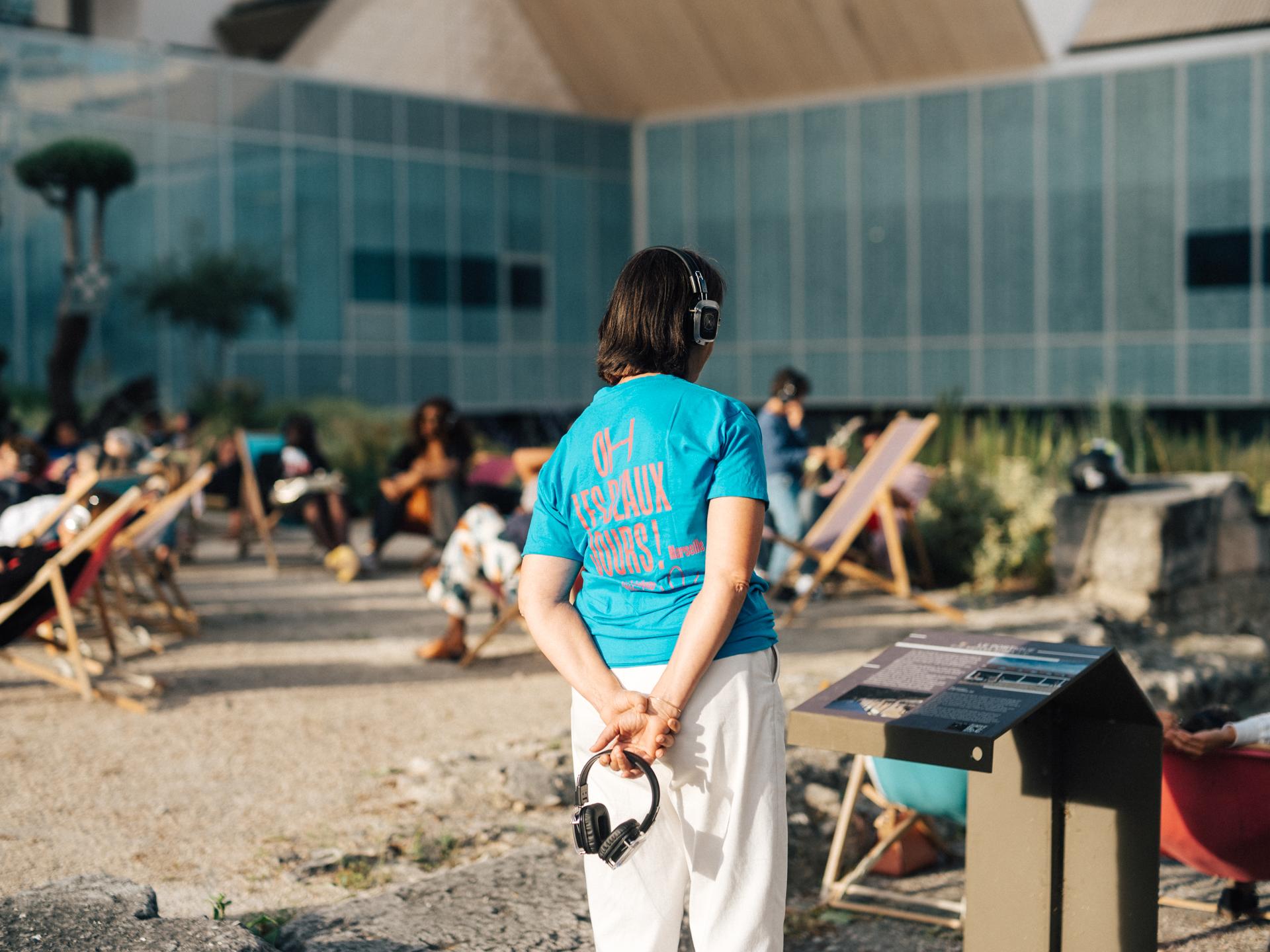 «&nbsp;Oh les beaux jours&nbsp;!&nbsp;»&nbsp;: à Marseille, des auteurs s’effeuillent au printemps
