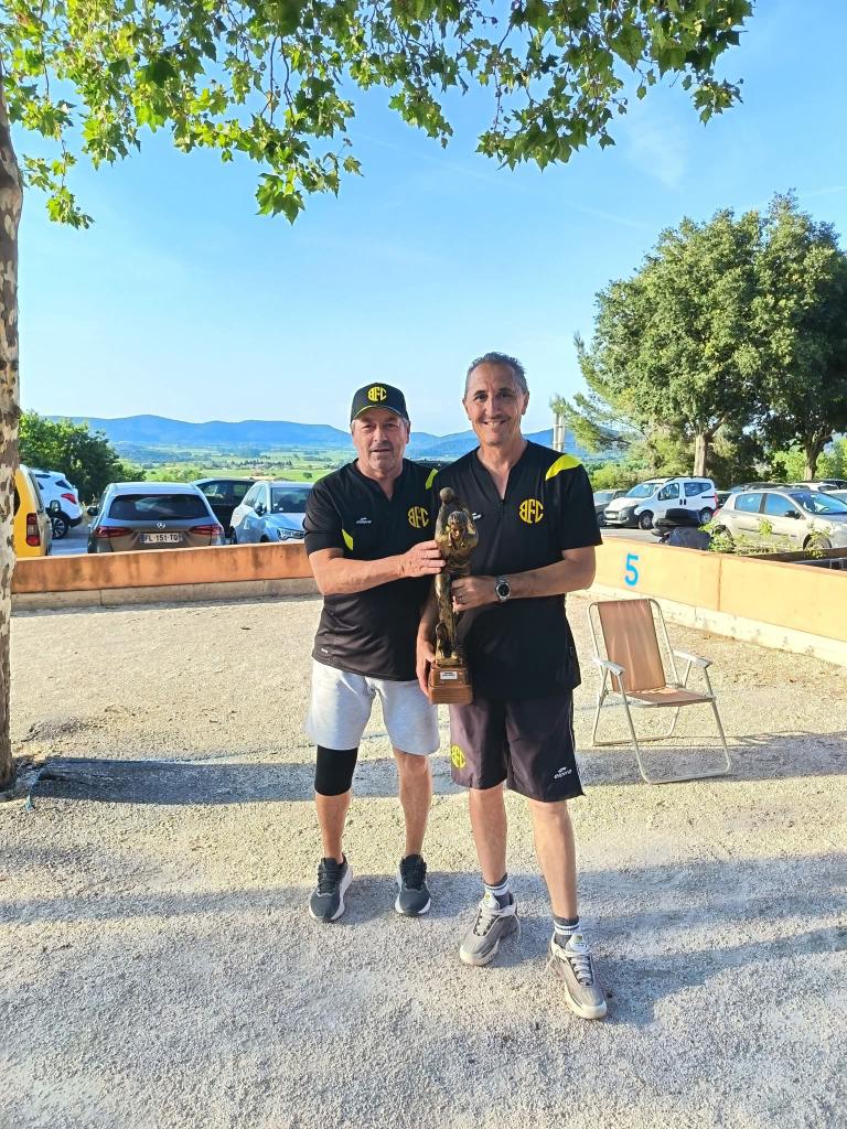 Régional de Pierrefeu : belle victoire de Guy Victor et Didier Vidal