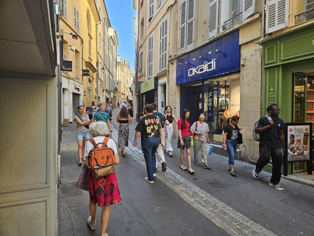 À Aix, les boutiques n’échappent pas aux difficultés économiques