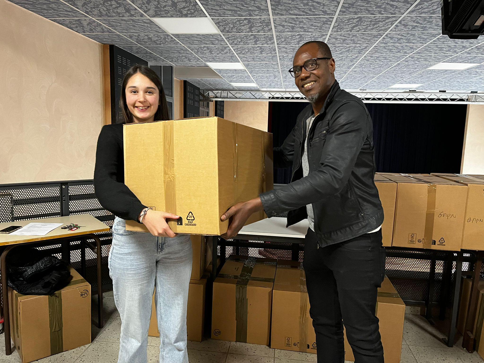 Le Département redistribue ses ordinateurs aux collégiens