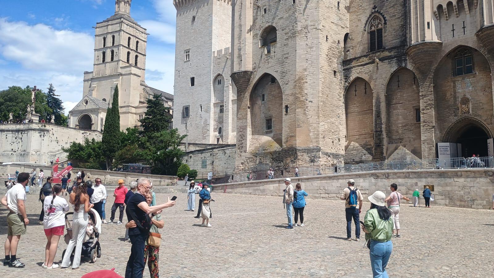 Vaucluse : un peu moins de touristes en 2025