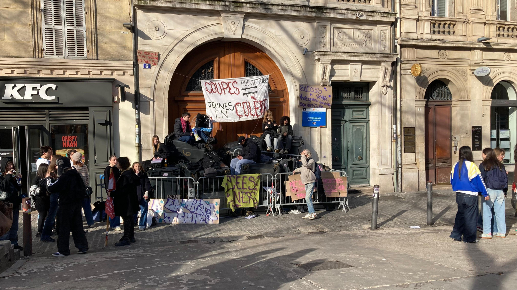 Cnil et Défenseur des droits saisis pour le ciblage des lycéens