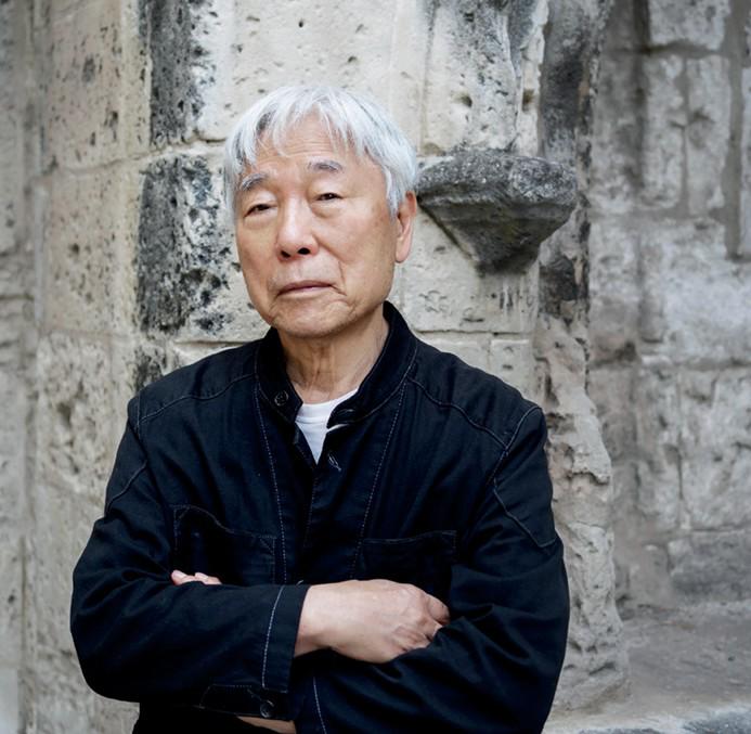 Lee Ufan investit le Palais des Papes avec «&nbsp;Relatum&nbsp;»