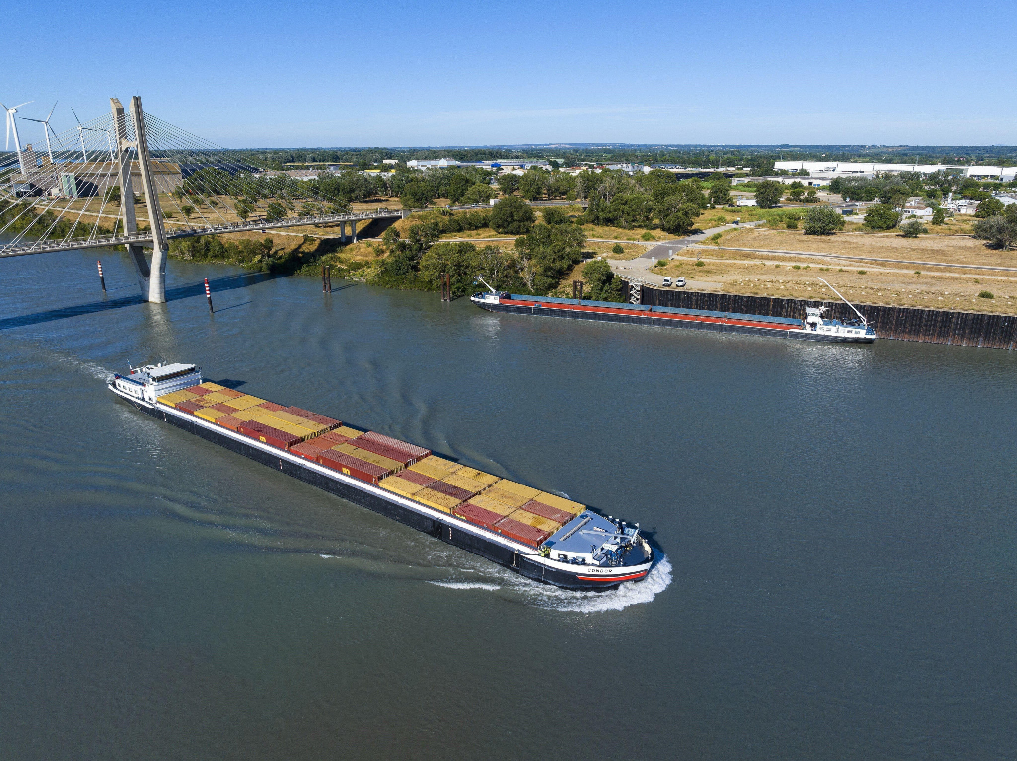 Mal embarqué, le transport fluvial cherche son pilote