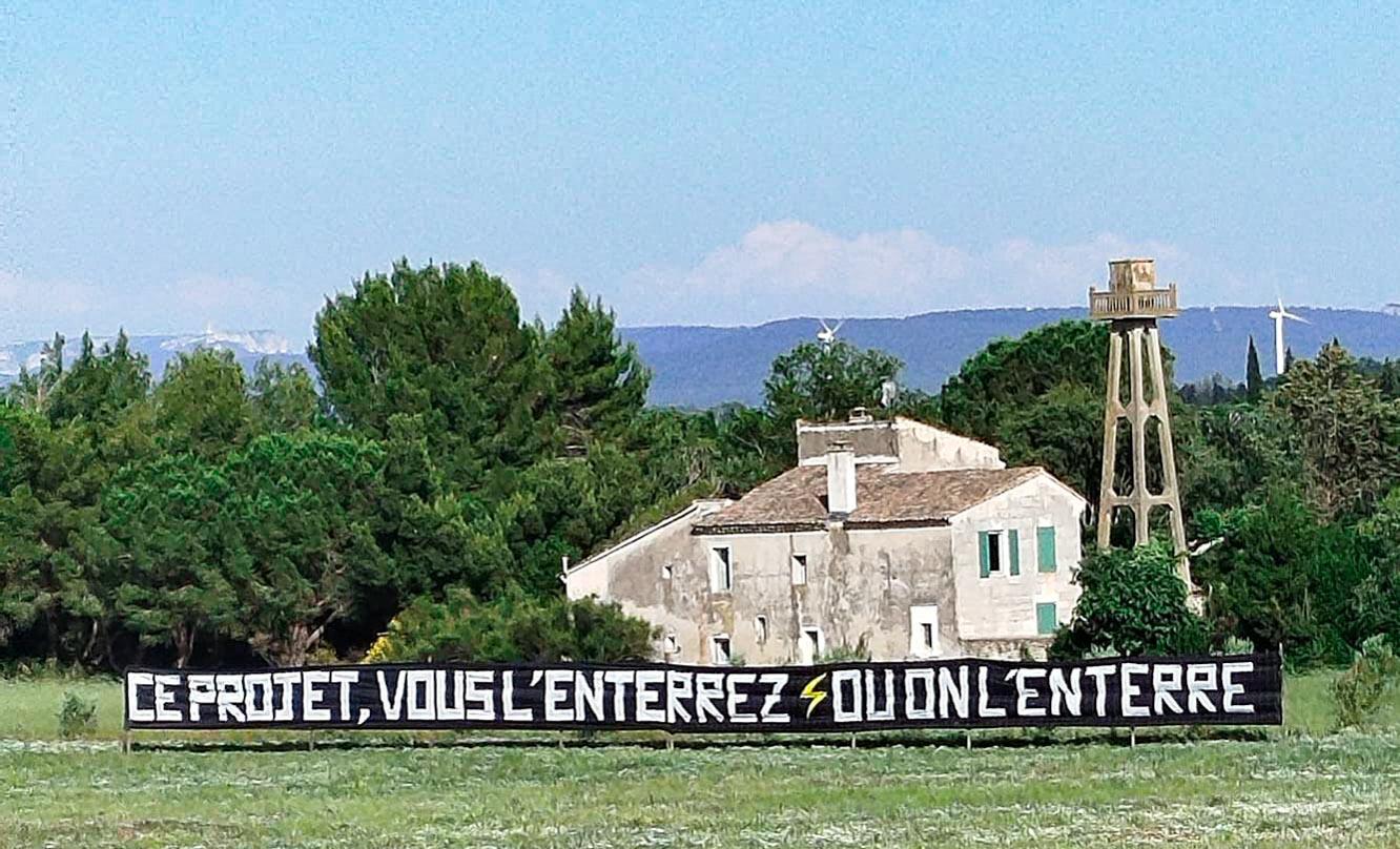 Vers une zone à défendre contre la ligne à très haute tension ?