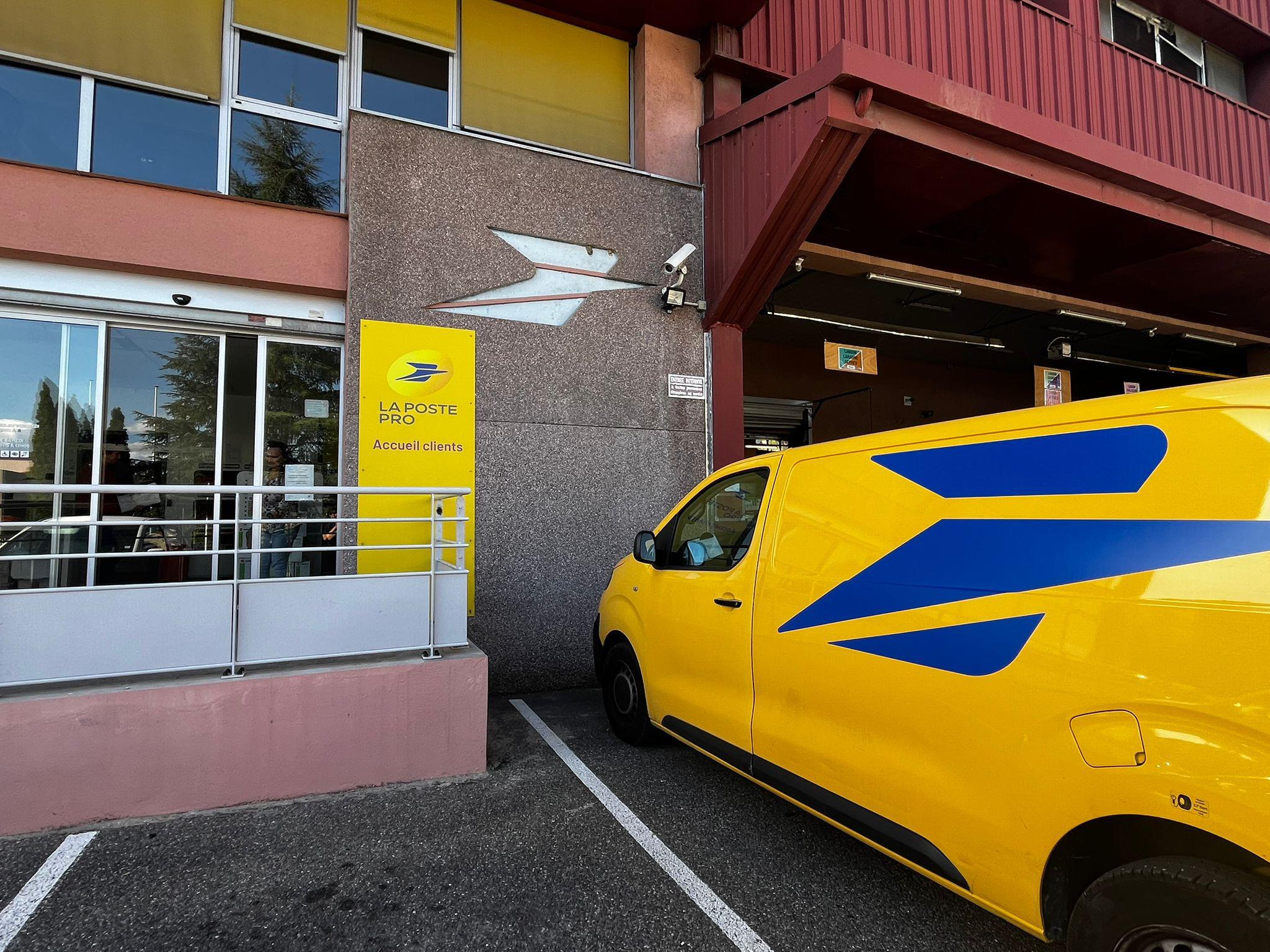 La réduction des services postaux dénoncée par la CGT
