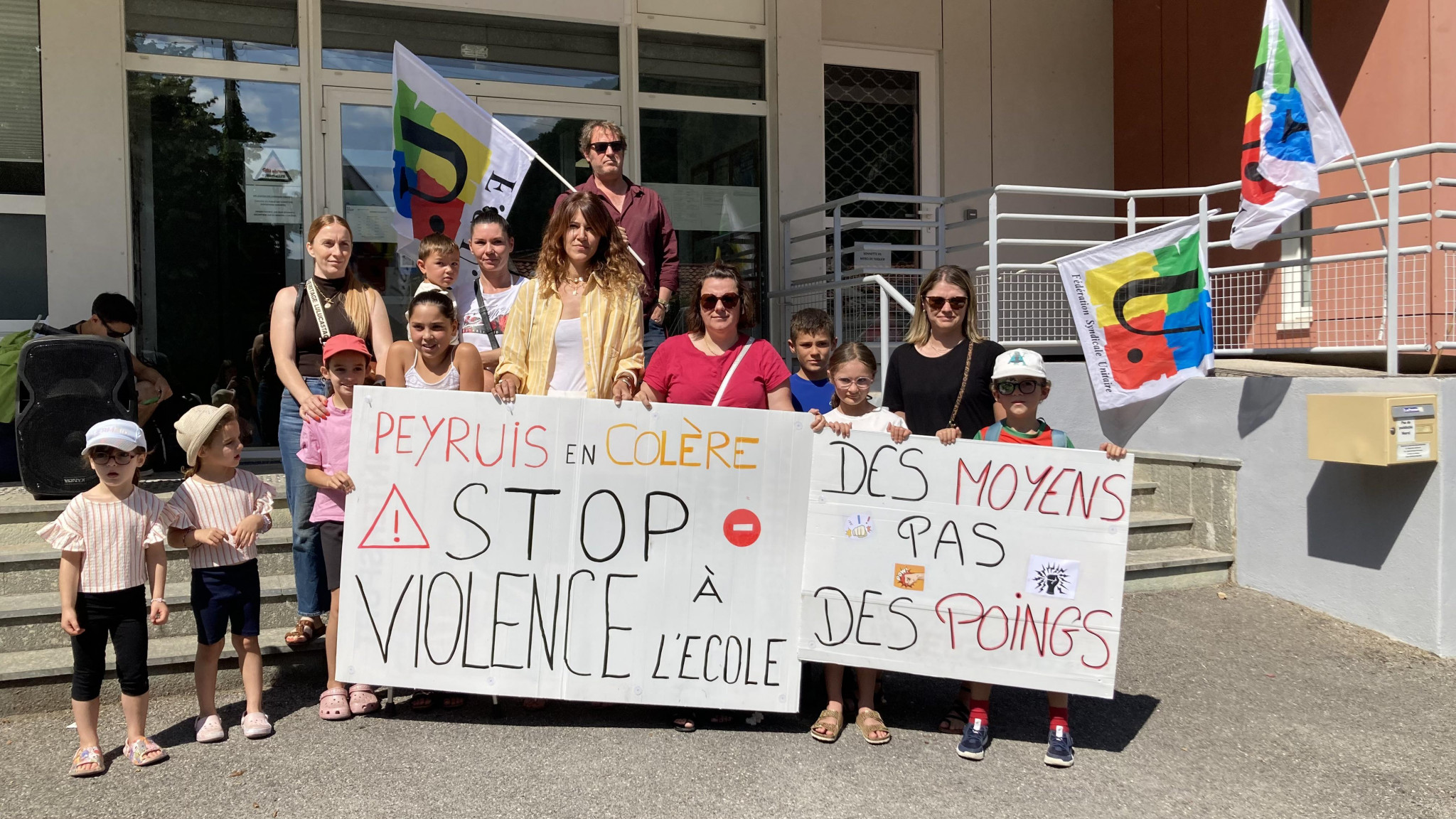Les écoles de Peyruis en grève face à des violences répétées