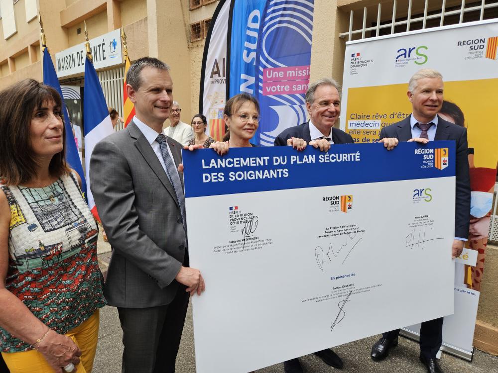 Un «&nbsp;grand plan&nbsp;» pour protéger les soignants des agressions