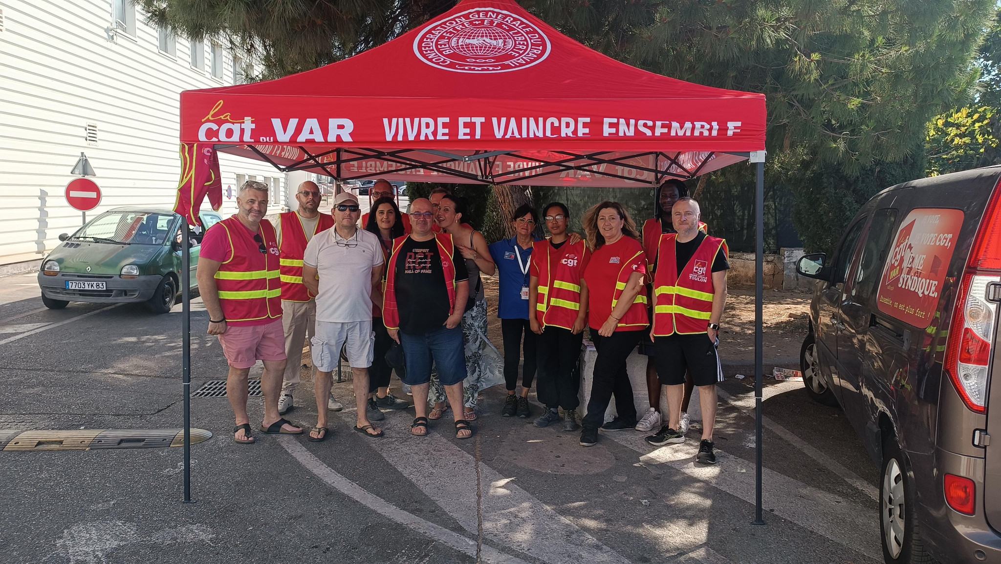 À Toulon, les employés de Brico Dépôt suivent le mouvement de grève national