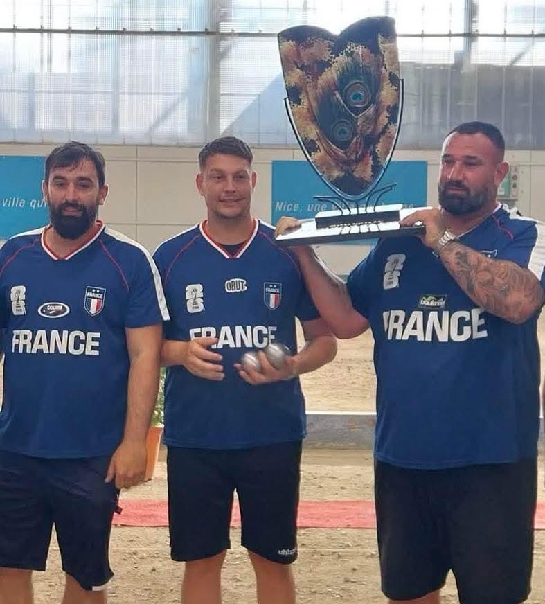Maurel, Jackel et Barbato sur un nuage