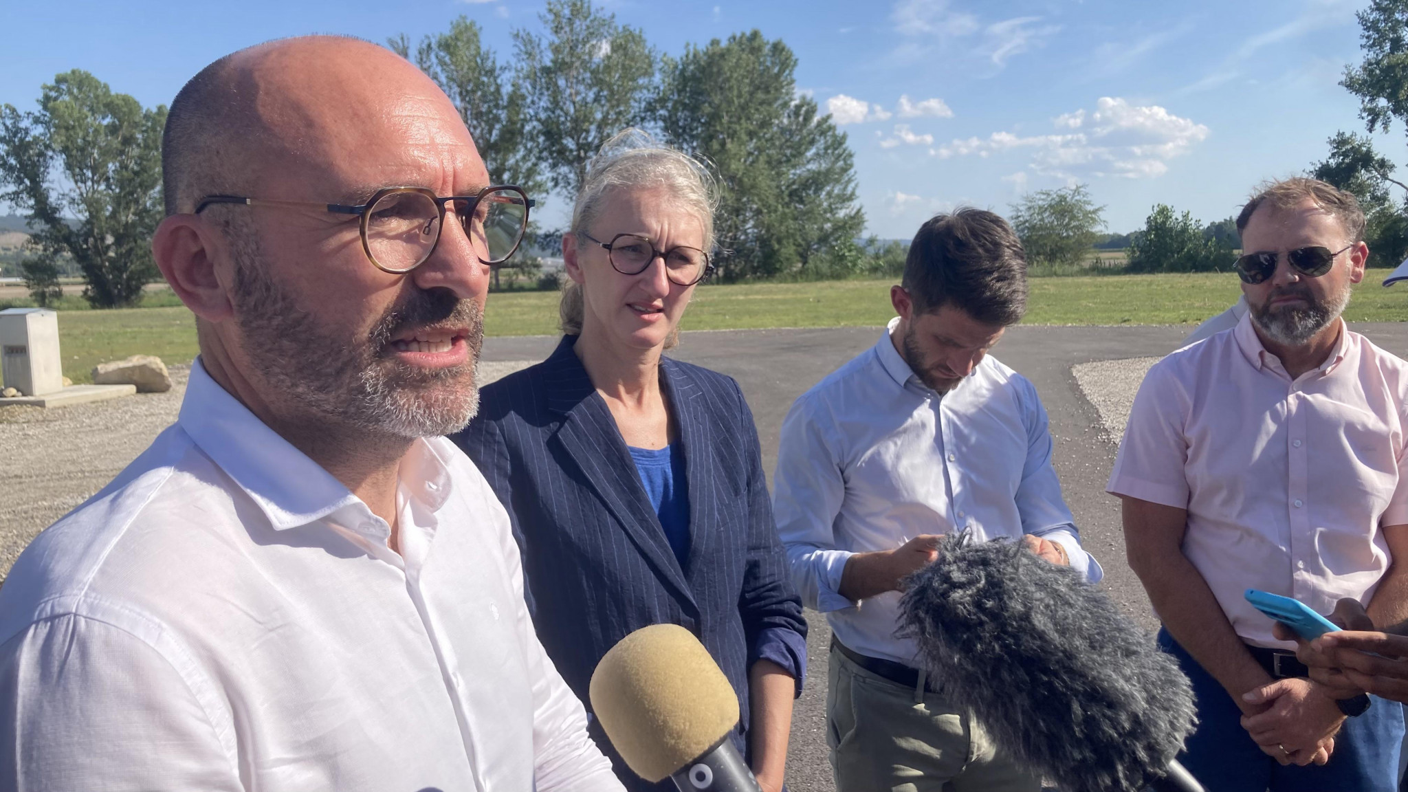 170 caravanes bloquent le village d’Oraison