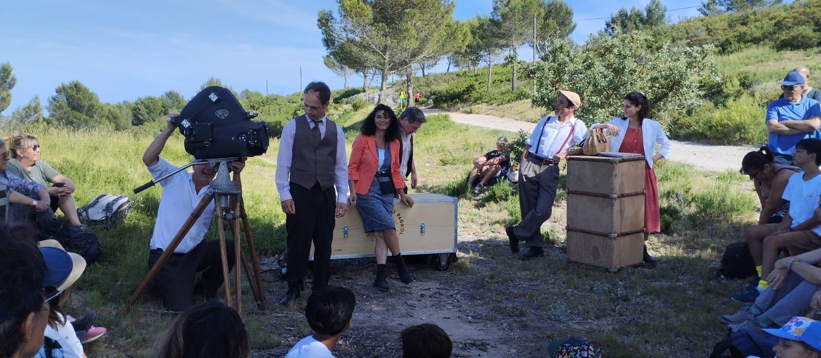 Une première balade théâtrale réussie dans les collines du Rove