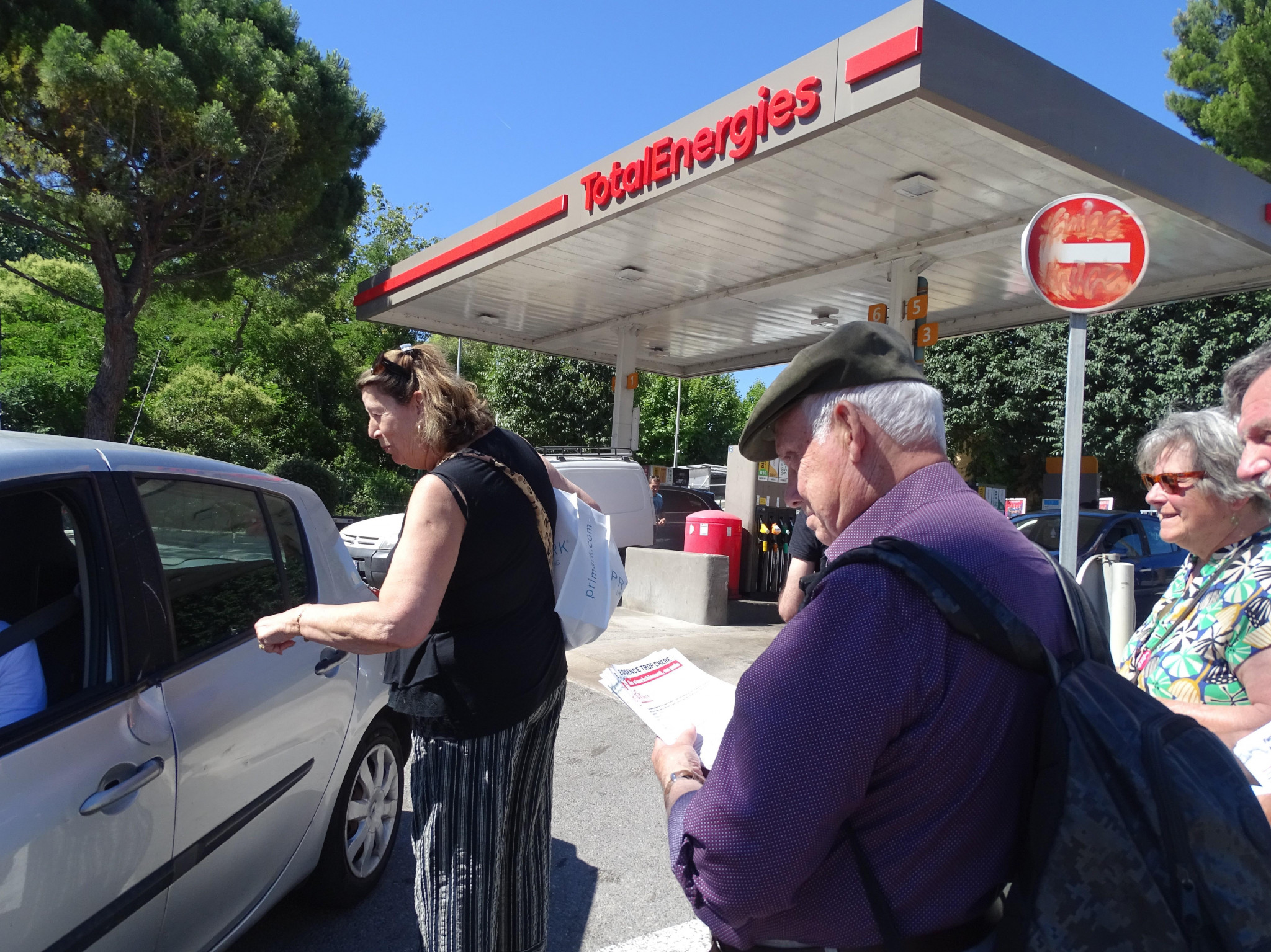 Les communistes en réflexion et sur le terrain