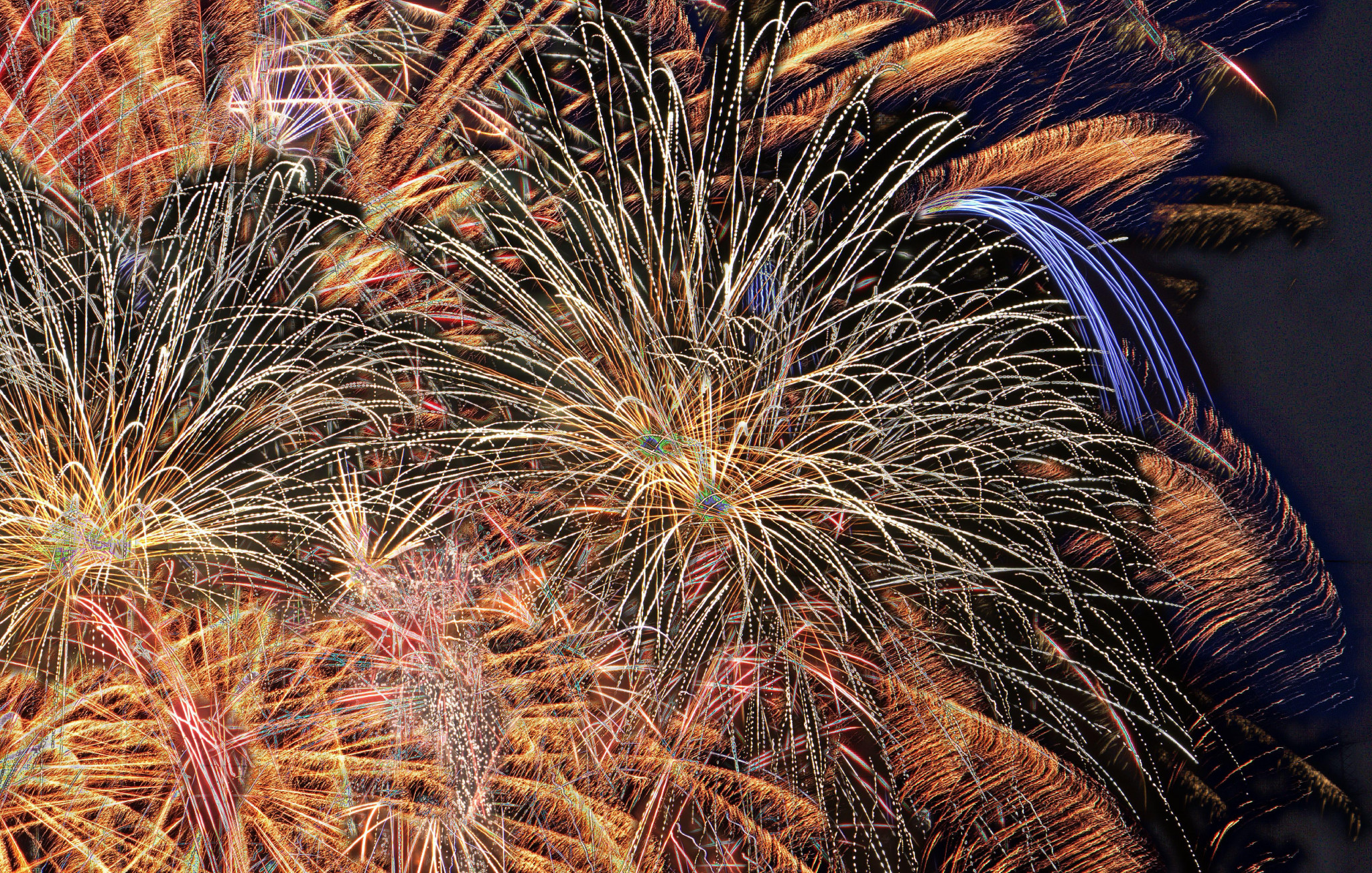 Plusieurs feux d’artifice annulés ou repoussés par sécurité