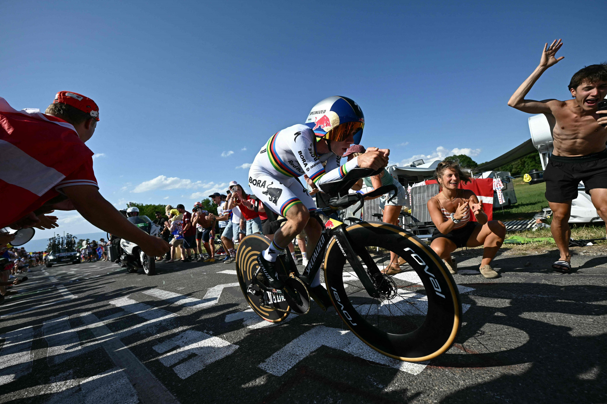 [Tour de France] Evenepoel pédale plus vite que son ombre en Haute-Savoie
