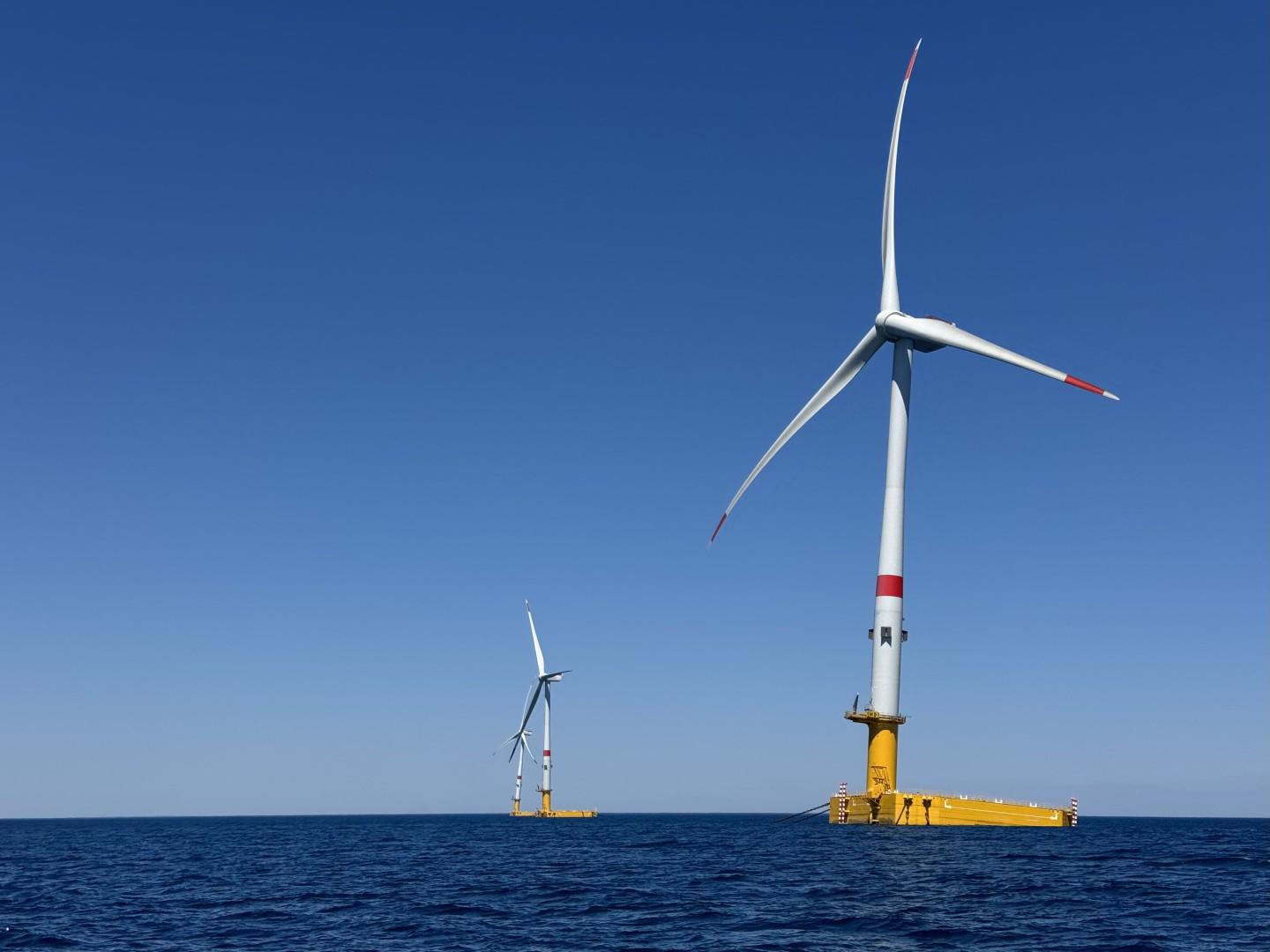 La filière éolienne se structure, le projet DEOS se clarifie à Fos-sur-Mer