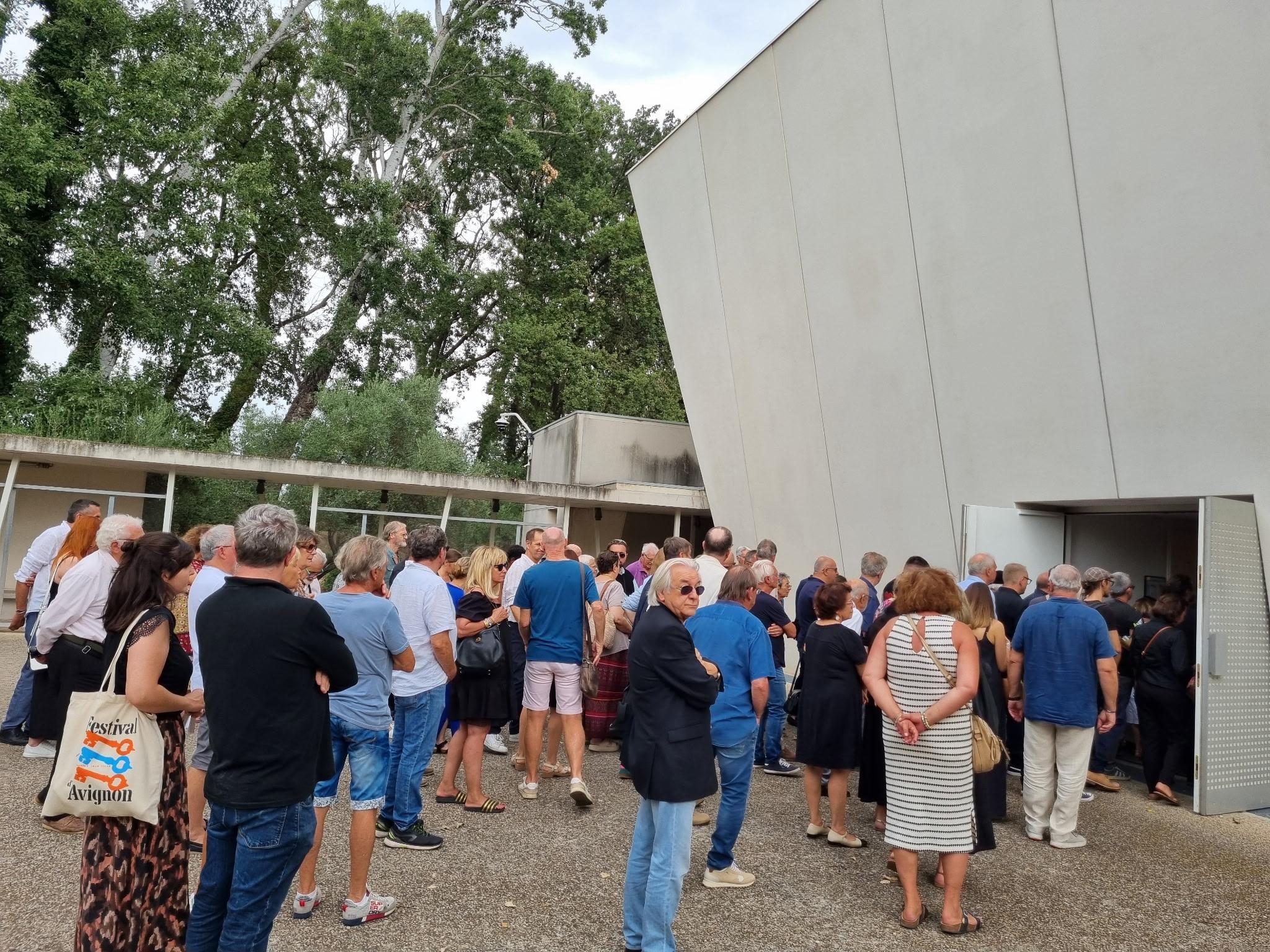 Avignon : un ultime adieu rendu à Christine Lagrange