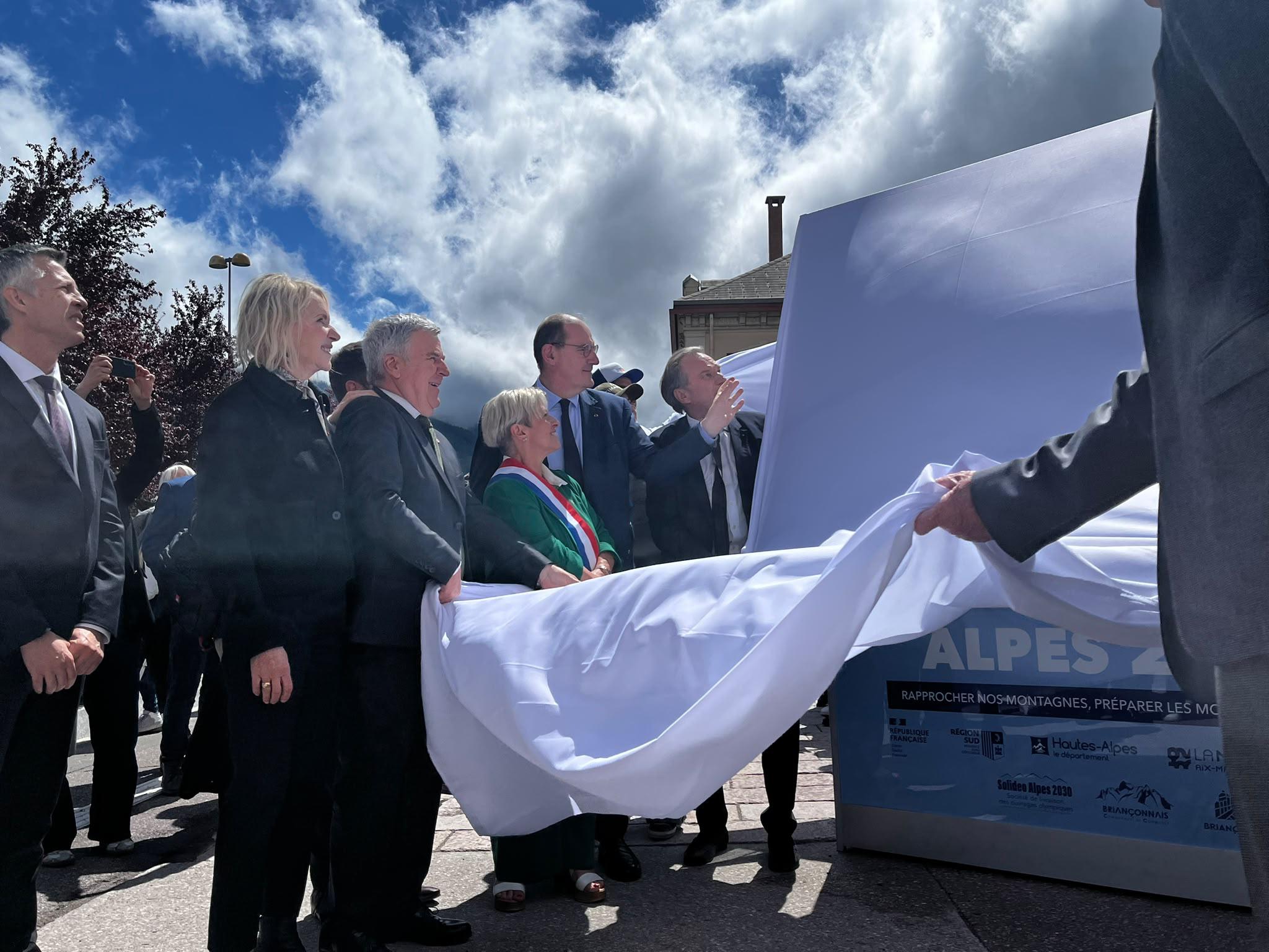 La concertation publique de la SNCF souligne les attentes des habitants des Hautes-Alpes