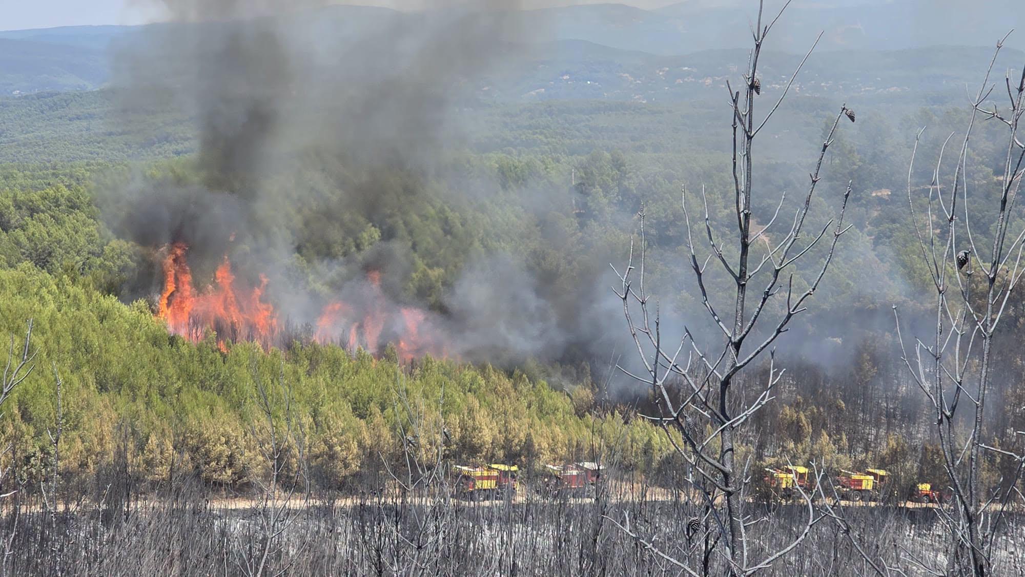 Optimisme mais prudence quant à la fixation de l’incendie à Taradeau et aux Arcs-sur-Argens