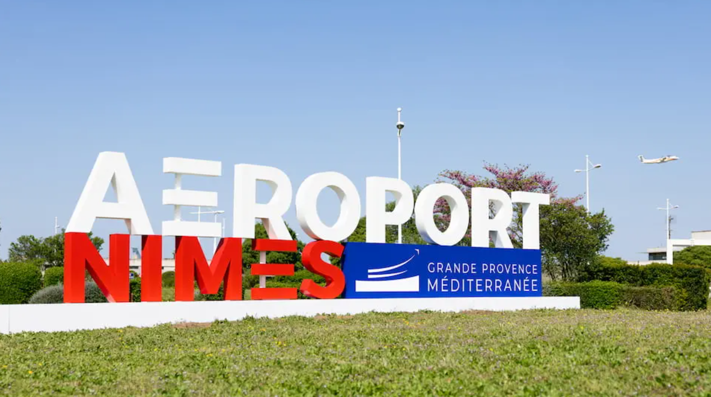 L’aéroport de Nîmes en zone de turbulences