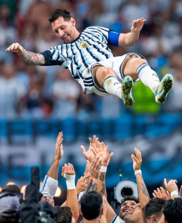 Argentine, un sauveur nommé Messi