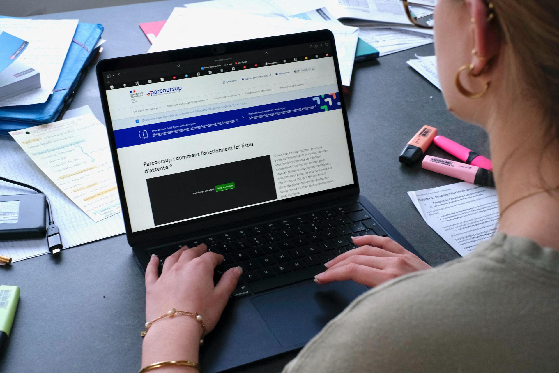 Parcoursup : 126 000 candidats en attente