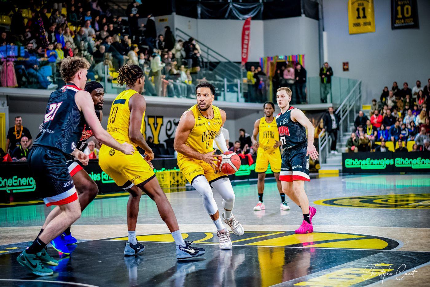 Fos Provence Basket passe à l’attaque sur le mercato
