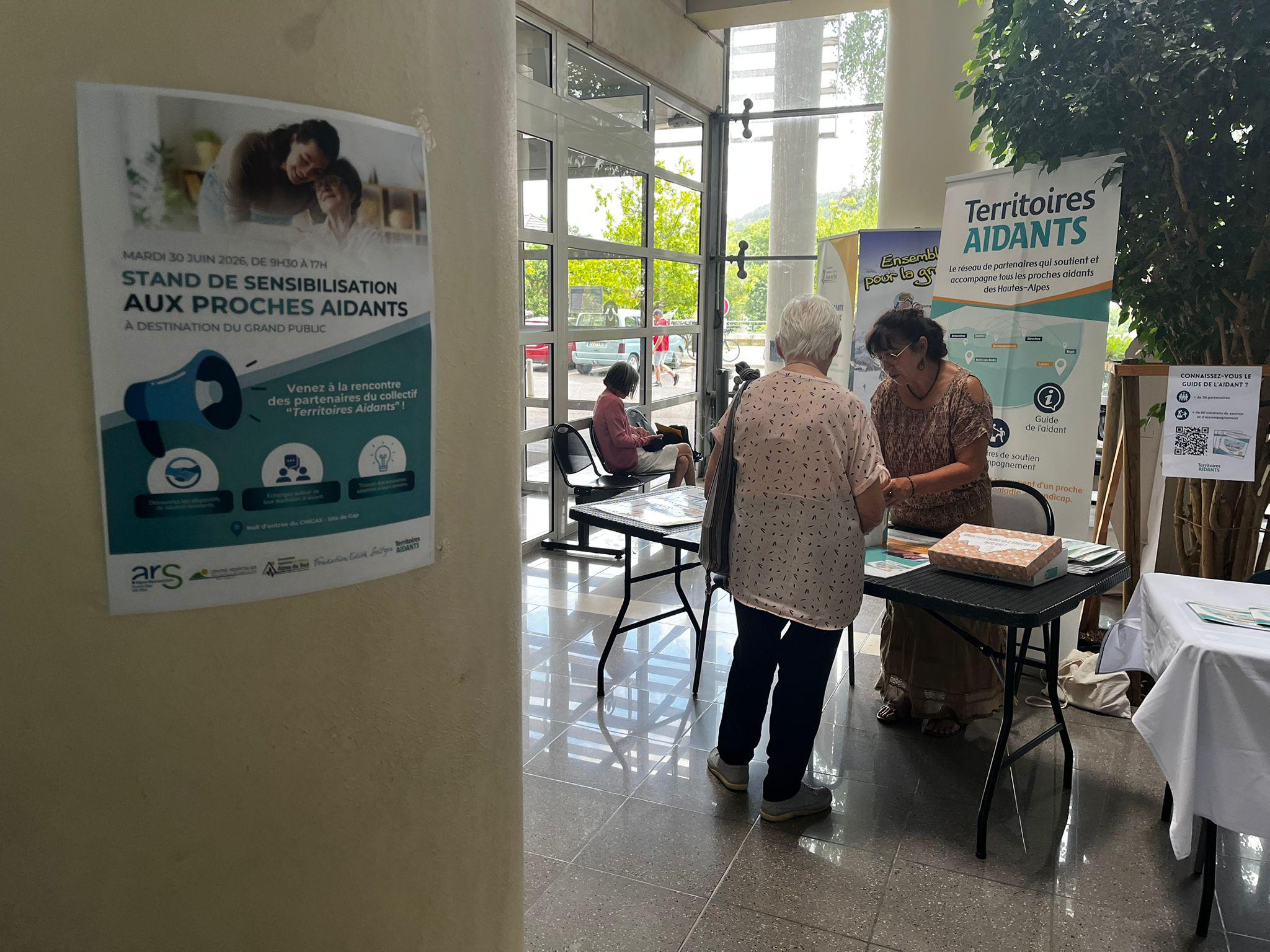 À l’hôpital de Gap, un stand pour informer et soutenir les proches aidants