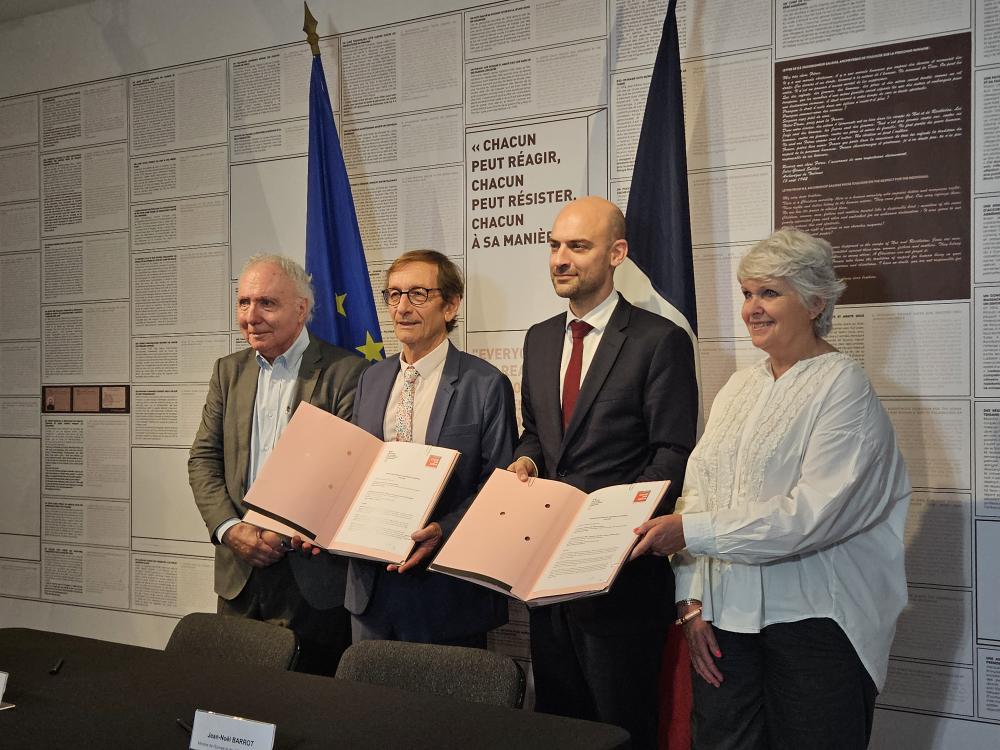 Le ministre des Affaires étrangères soutient la démarche du Camp des Milles à l’Unesco