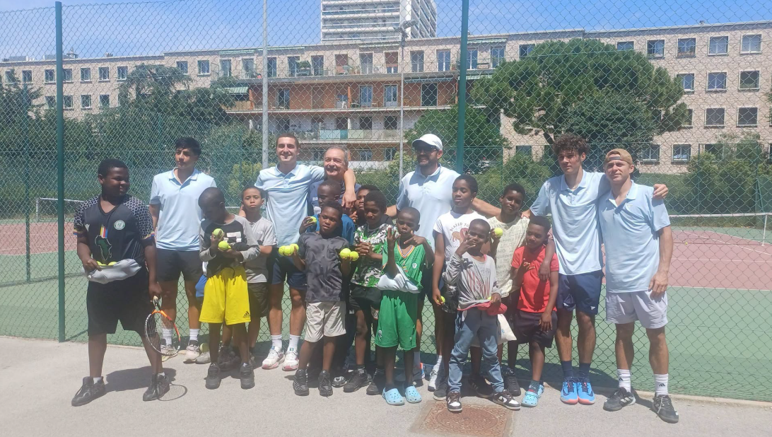Tennis 143 prend place à Félix-Pyat