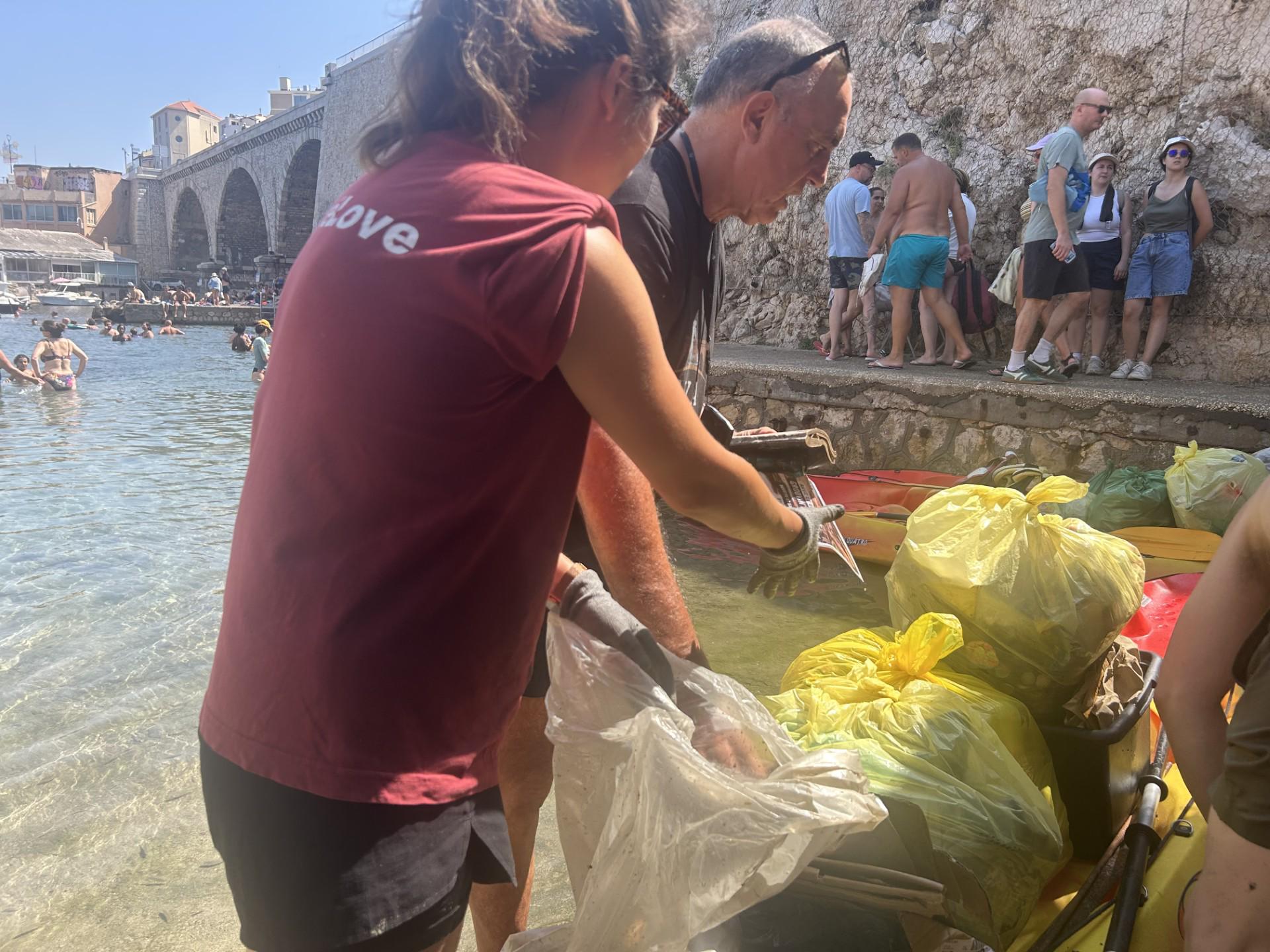 9&nbsp;500&nbsp;mégots ramassés au Vallon des Auffes