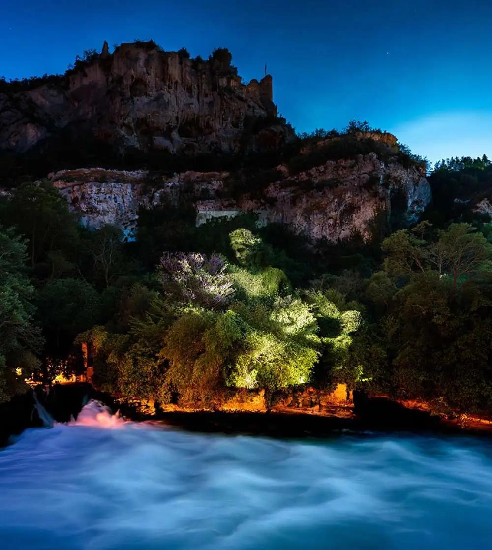 [C’est l’été] Les Nuits magiquesprolongées à Fontaine-de-Vaucluse