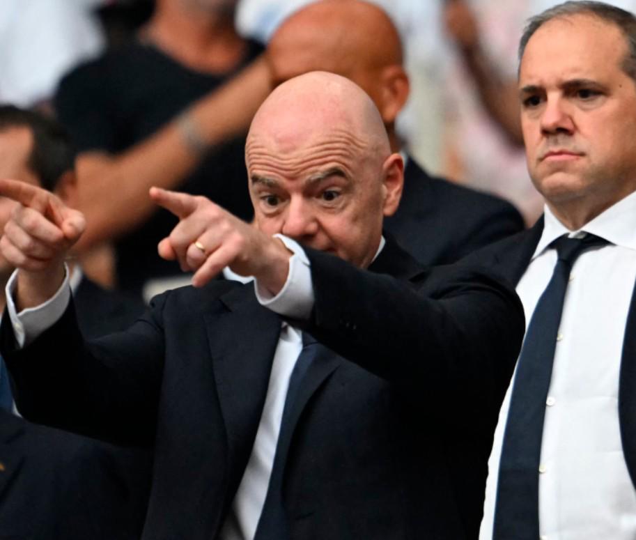 Privatisation de la Coupe du Monde : Infantino jette l’éponge