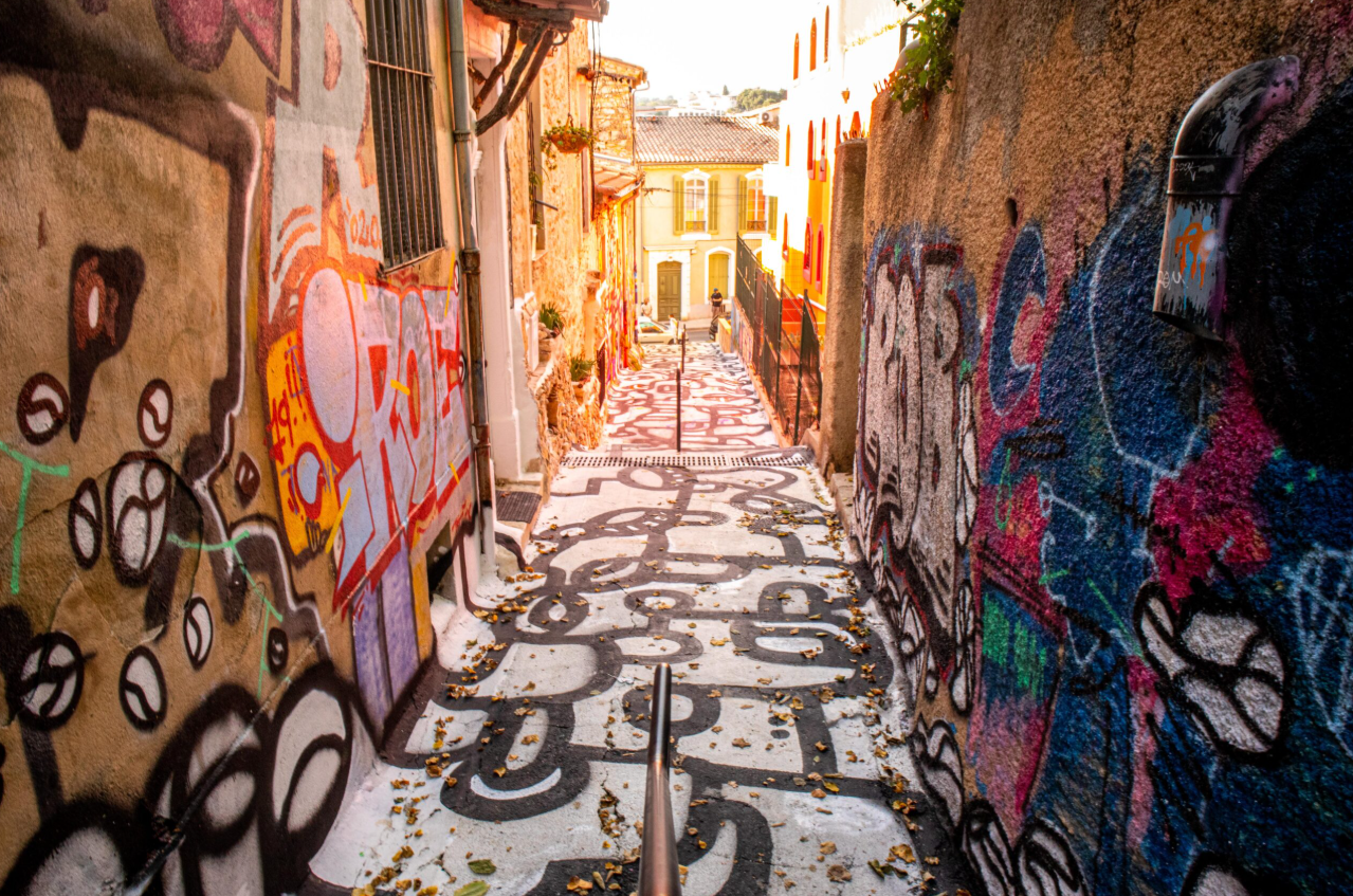 L’Expo de Ouf ! reprend les murs de Nîmes