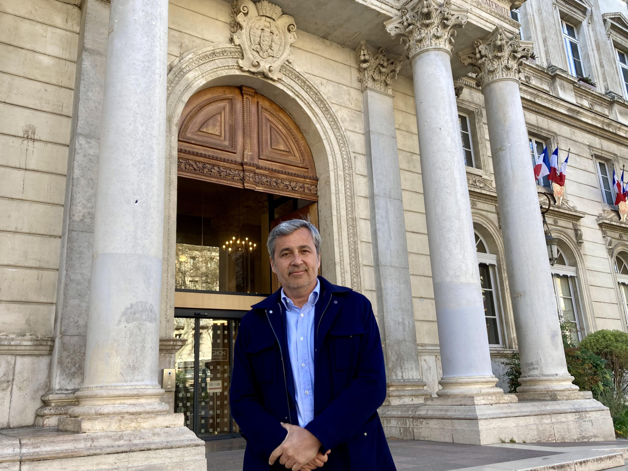 Olivier Galzi défend son arrêté en utilisant un fait divers