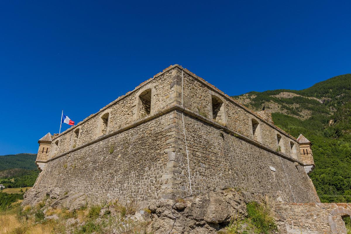 [C’est l’été] Visite guidéede la Redoute de France à Colmars