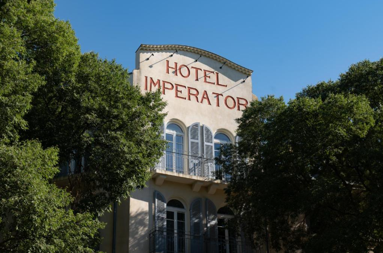 À l’Imperator, la grève qui fait tomber le vernis du luxe nîmois